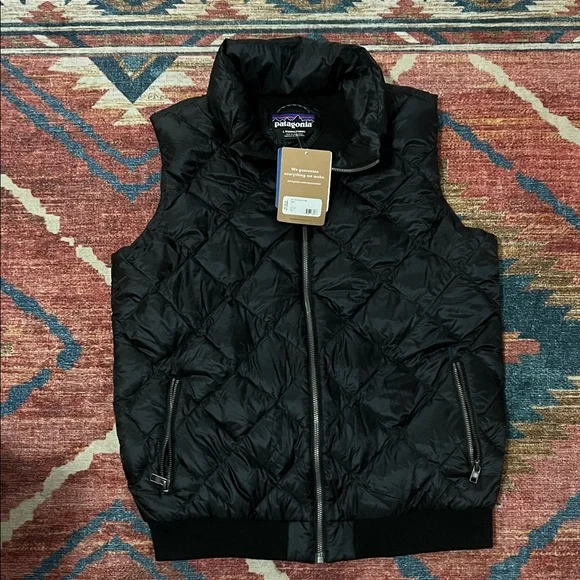 Patagonia Black Quilted Vest - Picture 1 of 4
